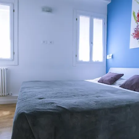 Apartment Arsenale Design Apartment R&R *
